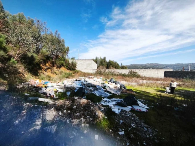 Terreno para Venda em Castanheira de Pêra e Coentral Foto 17