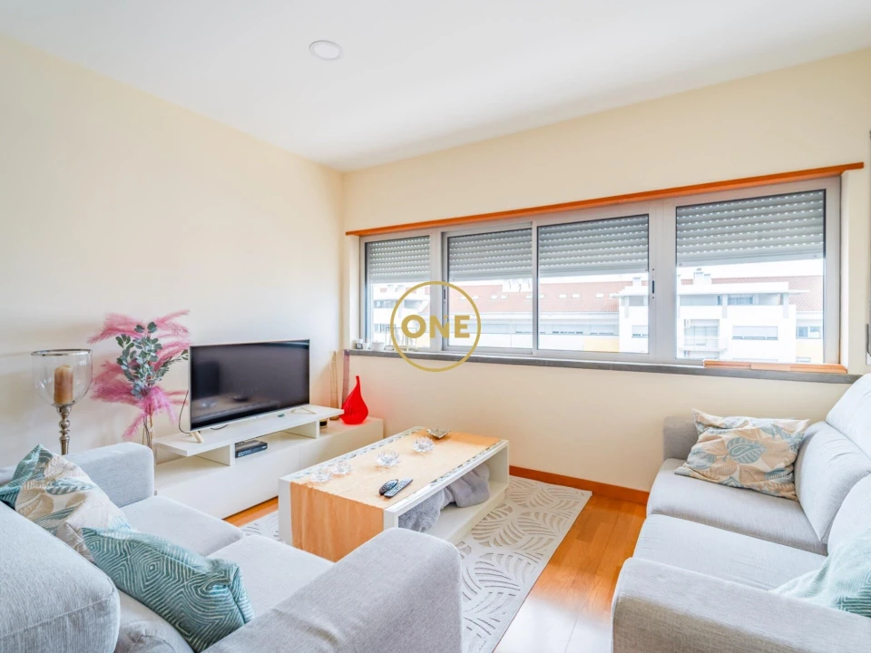 Apartamento T4 para Venda em Ponta Delgada (São Pedro) Foto 2