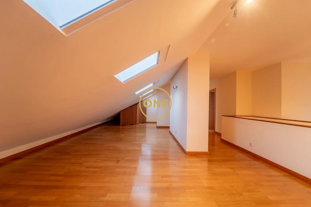 Apartamento T4 para Venda em Ponta Delgada (São Pedro) Foto 16