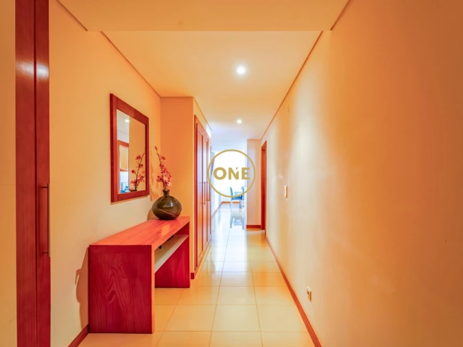 Apartamento T4 para Venda em Ponta Delgada (São Pedro) Foto 3