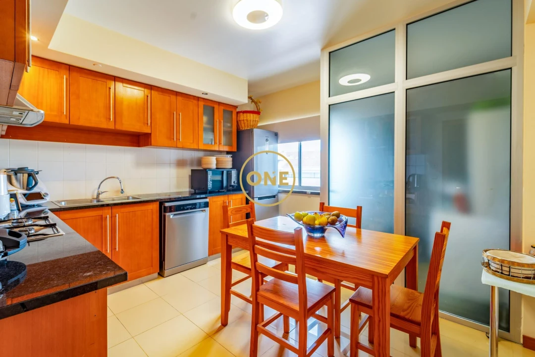 Apartamento T4 para Venda em Ponta Delgada (São Pedro) Foto 7