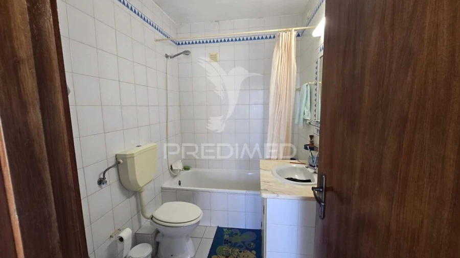 Apartamento T1 para Venda em Portimão Foto 7