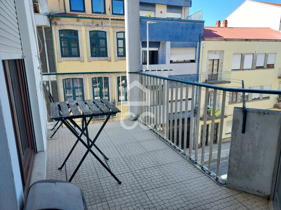 Apartamento T4 para Arrendamento em Paranhos Foto 15