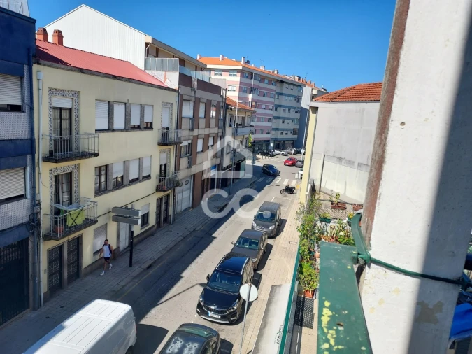 Apartamento T4 para Arrendamento em Paranhos Foto 18