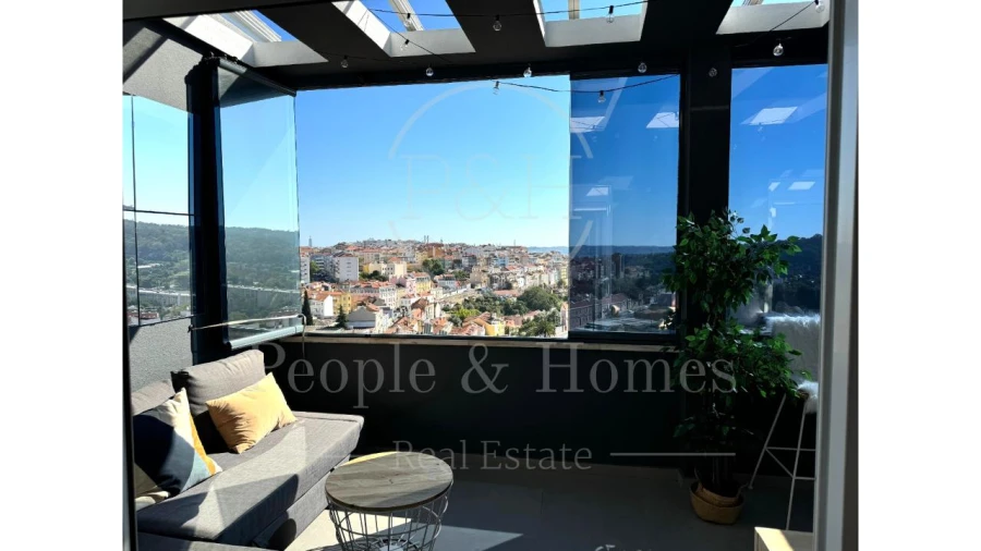 Apartamento T1 para Arrendamento em Campolide Foto 3