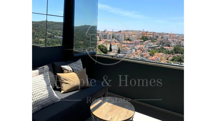 Apartamento T1 para Arrendamento em Campolide Foto 11