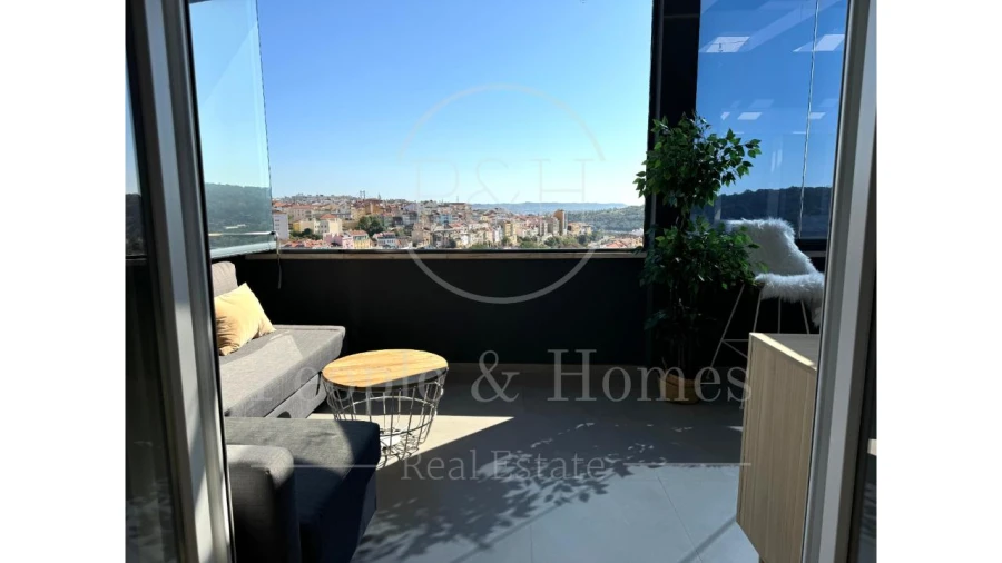 Apartamento T1 para Arrendamento em Campolide Foto 20