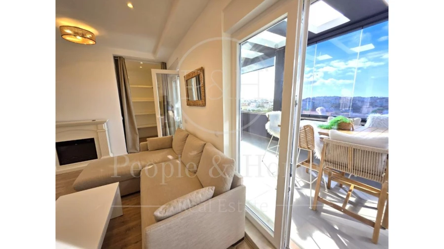 Apartamento T1 para Arrendamento em Campolide Foto 16