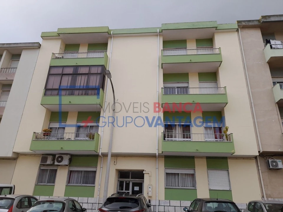 Apartamento T2 para Venda em Moita Foto 14