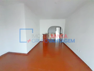 Apartamento T2 para Venda em Moita
