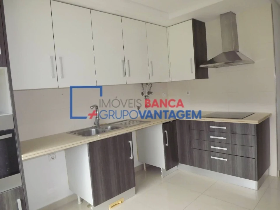 Apartamento T3 para Venda em Montijo e Afonsoeiro Foto 14