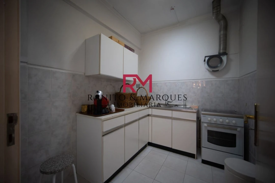 Escritório para Arrendamento em Gandra Foto 10