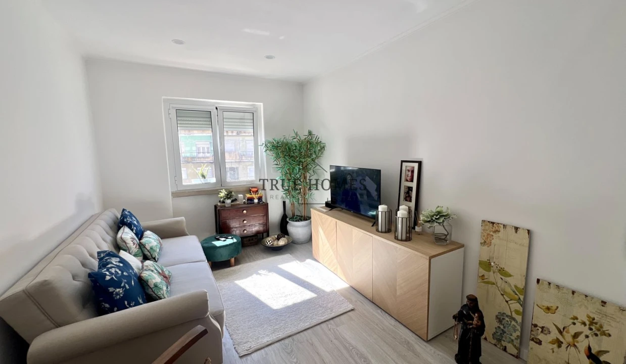 Apartamento T2 para Venda em Almada, Cova da Piedade, Pragal e Cacilhas Foto 3