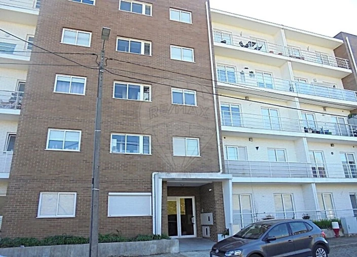 Apartamento T2 para Venda em Ermesinde Foto 2