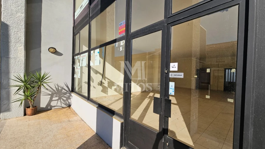 Loja para Arrendamento em Santa Maria Maior e Monserrate e Meadela Foto 6