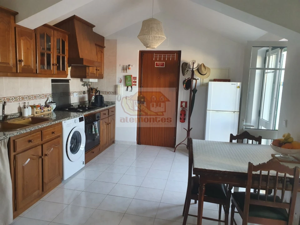 Apartamento T2 para Venda em Grândola e Santa Margarida da Serra Foto 6