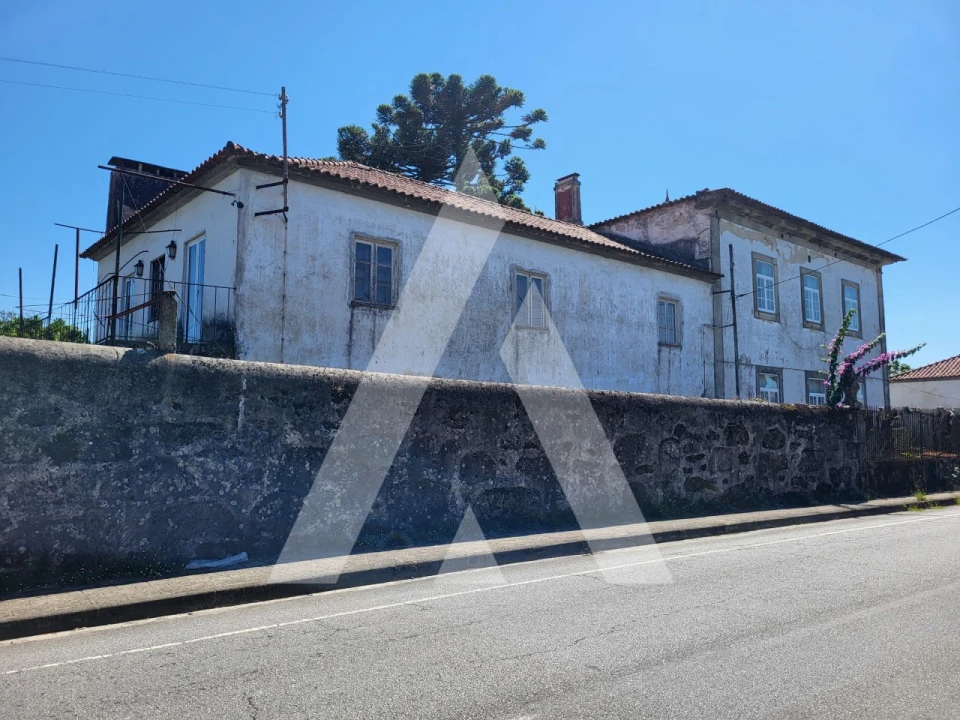 Moradia T7 para Venda em Santa Marta de Portuzelo Foto 2