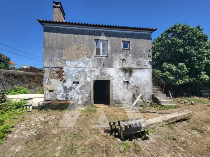 Moradia T7 para Venda em Santa Marta de Portuzelo Foto 3