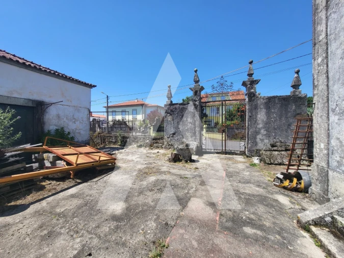 Moradia T7 para Venda em Santa Marta de Portuzelo Foto 14