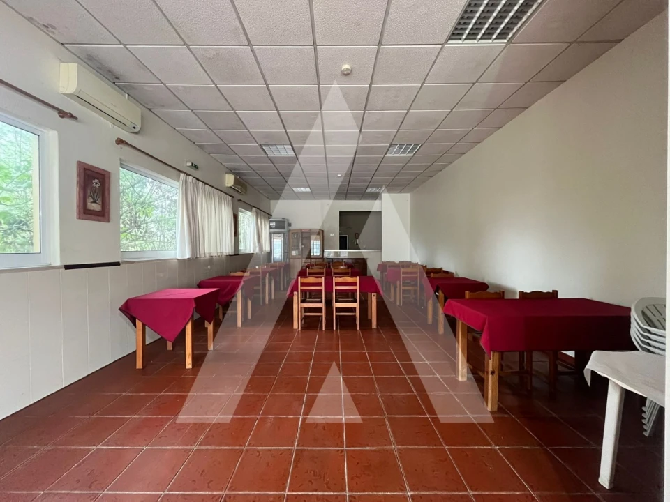 Prédio para Venda em A dos Negros Foto 17