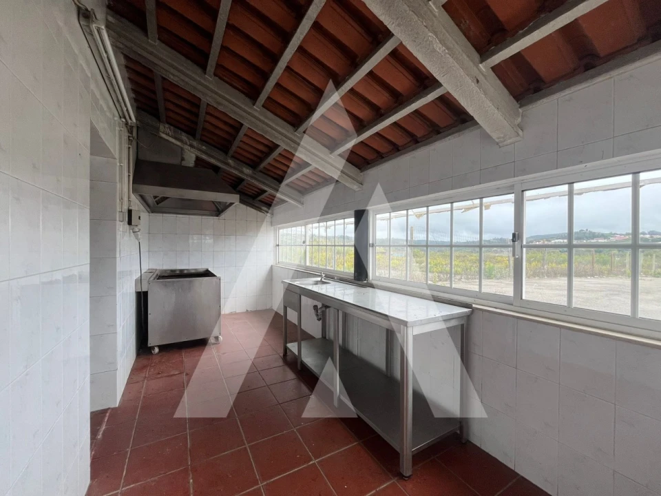 Prédio para Venda em A dos Negros Foto 29