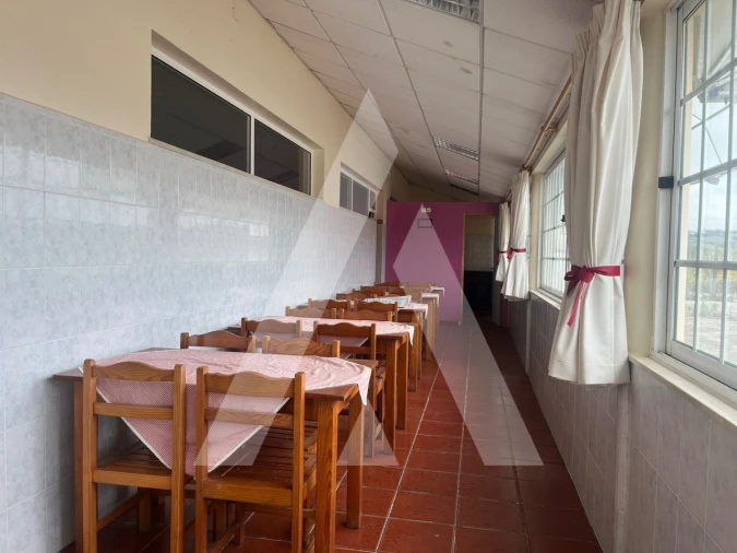 Prédio para Venda em A dos Negros Foto 18