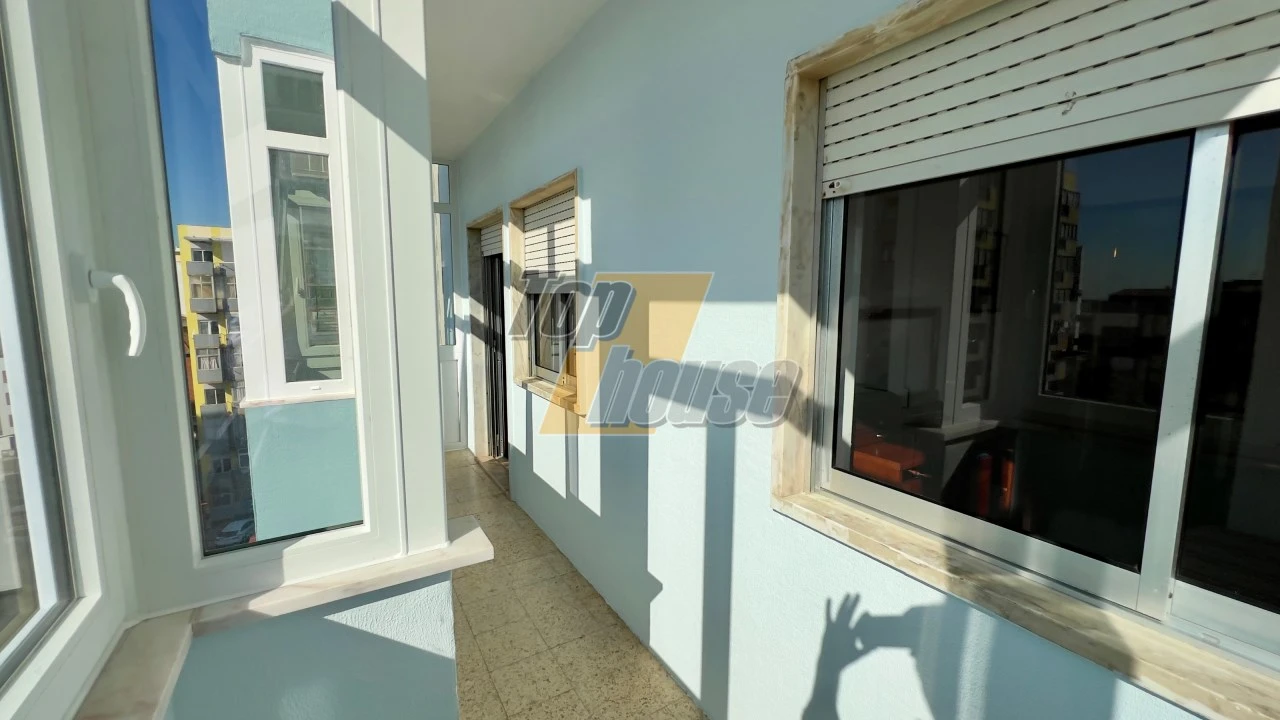 Apartamento T1 para Venda em Costa da Caparica Foto 9