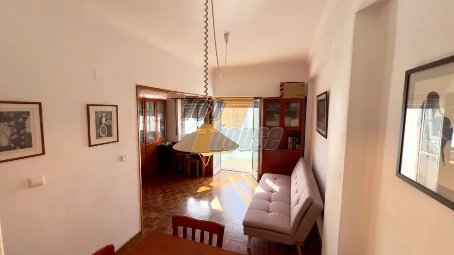 Apartamento T1 para Venda em Costa da Caparica Foto 3