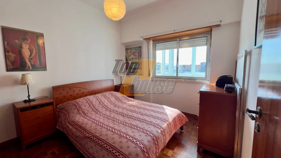 Apartamento T1 para Venda em Costa da Caparica Foto 12