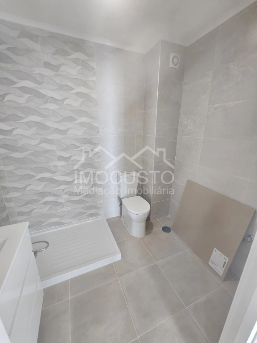 Apartamento T2 para Venda em Monte Gordo Foto 5