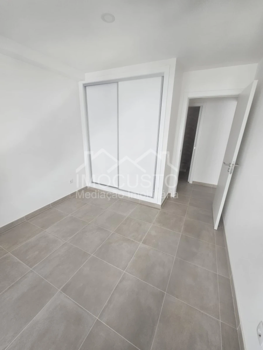 Apartamento T2 para Venda em Monte Gordo Foto 6