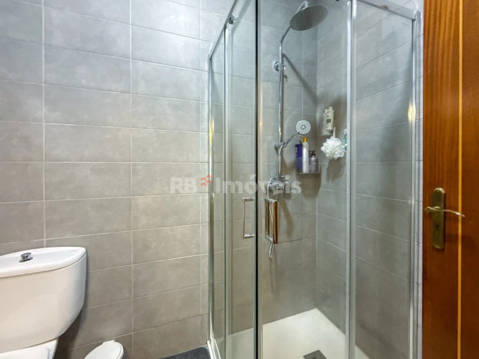 Moradia T5 para Venda em Asseiceira Foto 17