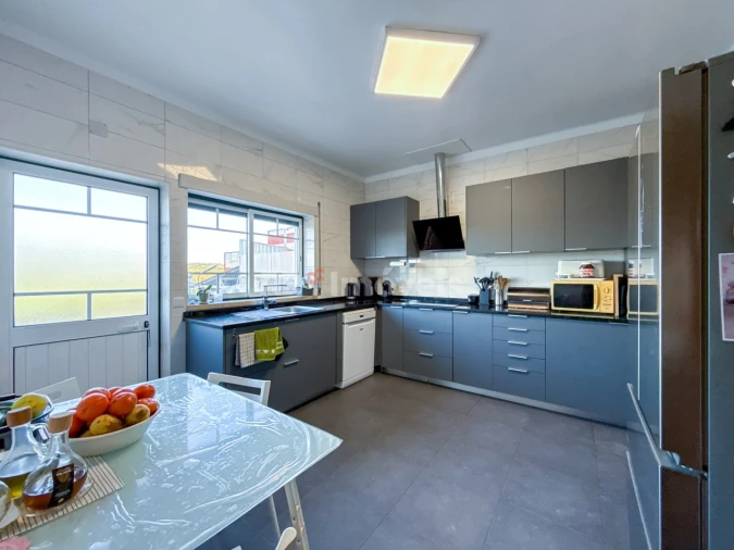 Moradia T5 para Venda em Asseiceira Foto 8