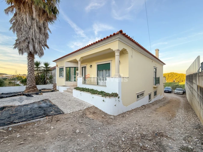 Moradia T5 para Venda em Asseiceira Foto 51