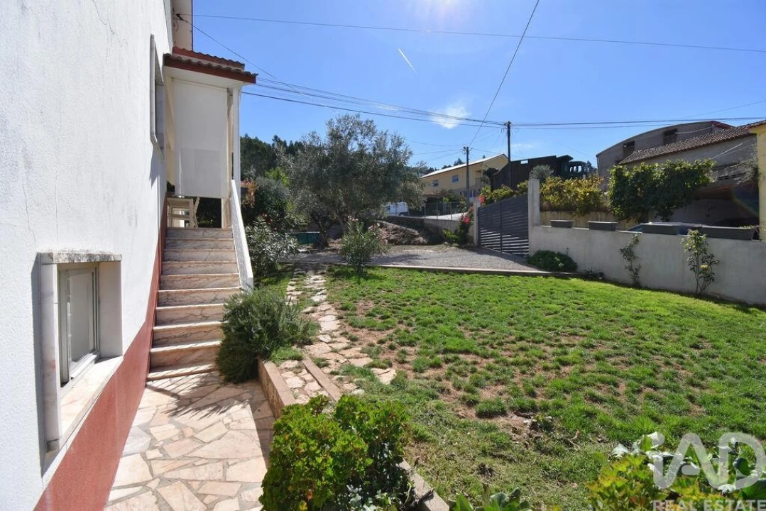 Moradia T2 para Venda em São Miguel, Santa Eufémia e Rabaçal Foto 24