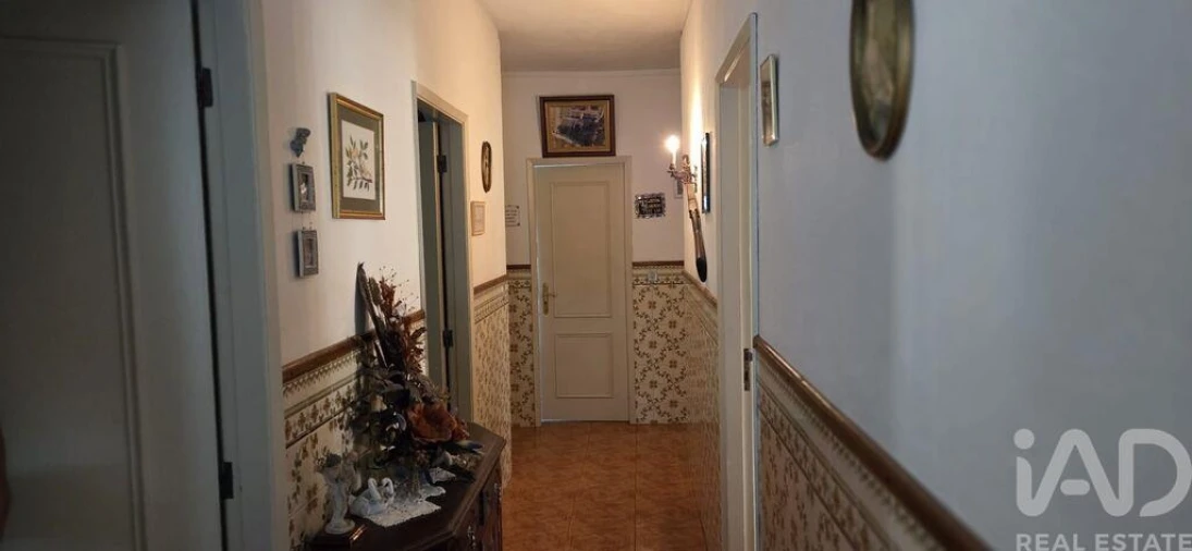 Moradia T4 para Venda em Peso da Régua e Godim Foto 19