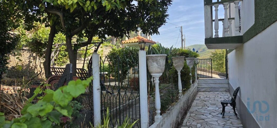 Moradia T4 para Venda em Peso da Régua e Godim Foto 6