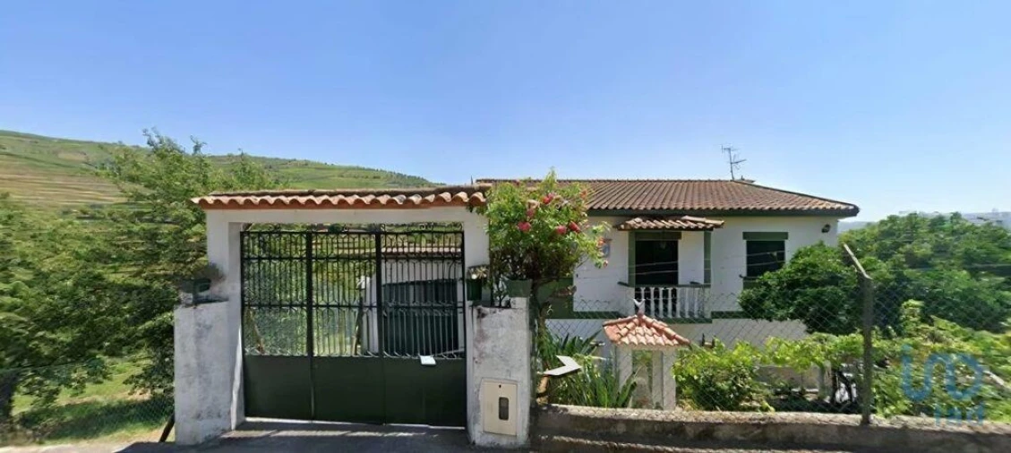 Moradia T4 para Venda em Peso da Régua e Godim Foto 2