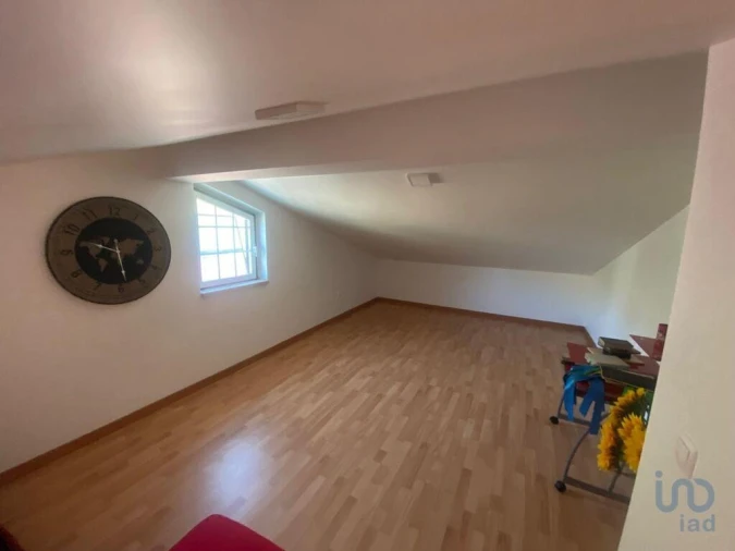 Moradia T2 para Venda em Vila Verde dos Francos Foto 14