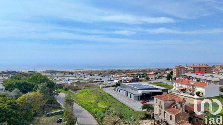 Moradia T4 para Venda em Anta e Guetim Foto 3