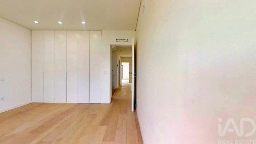 Moradia T4 para Venda em Anta e Guetim Foto 15