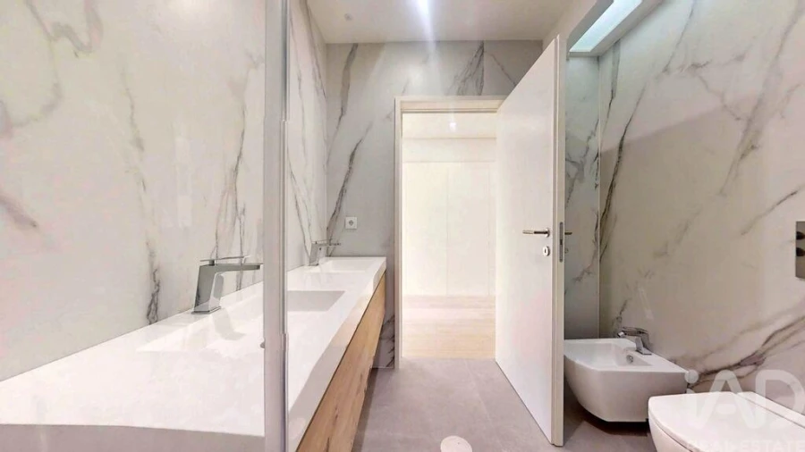 Moradia T4 para Venda em Anta e Guetim Foto 24