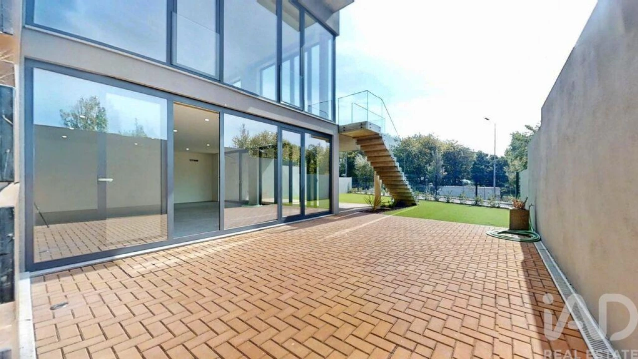 Moradia T4 para Venda em Anta e Guetim Foto 34