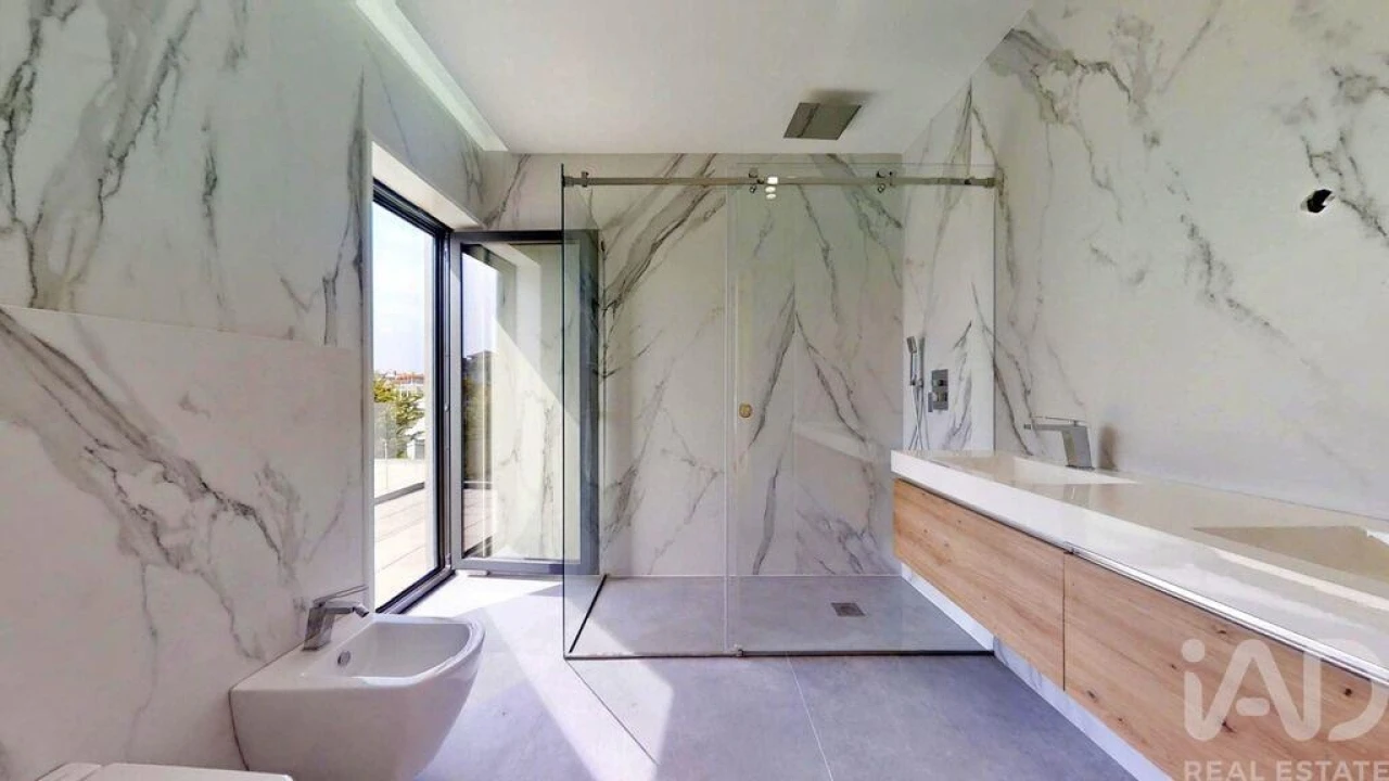 Moradia T4 para Venda em Anta e Guetim Foto 22