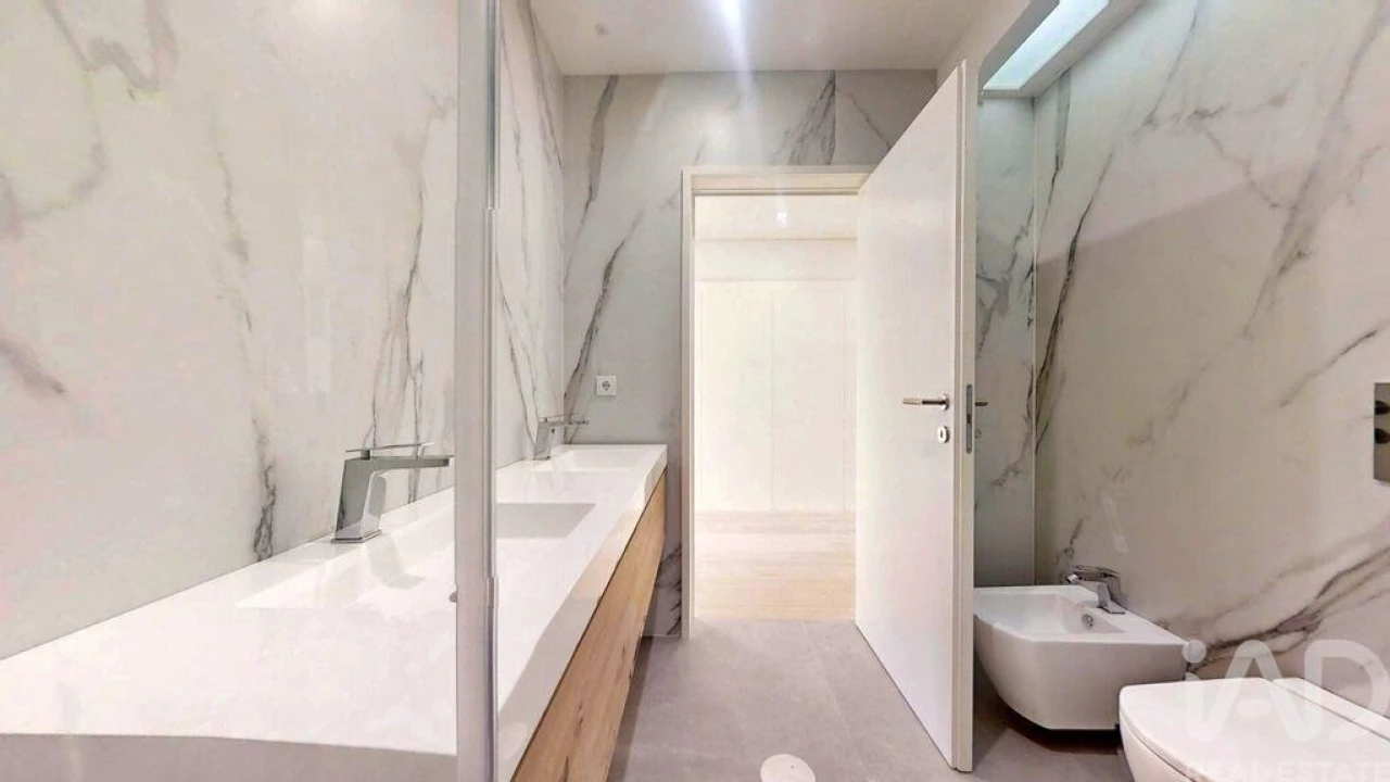 Moradia T4 para Venda em Anta e Guetim Foto 24