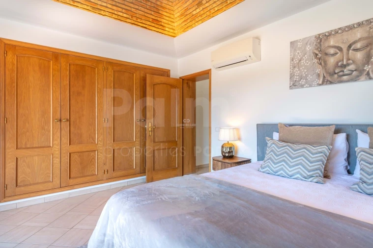 Moradia T5 para Venda em Ferragudo Foto 9