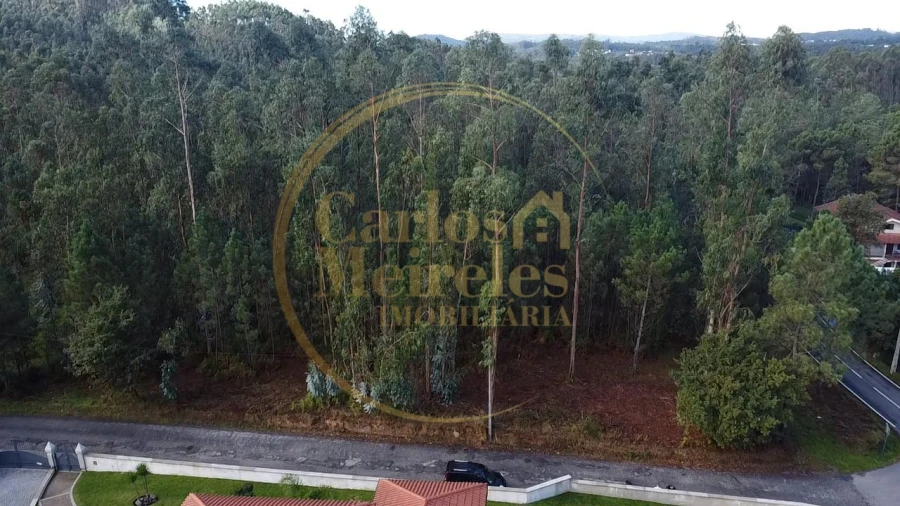 Terreno para Venda em Marrancos e Arcozelo Foto 3