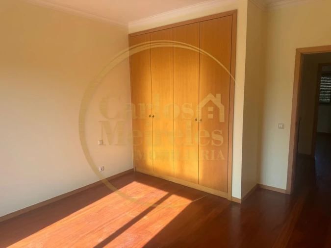 Moradia para Venda em Lago Foto 9