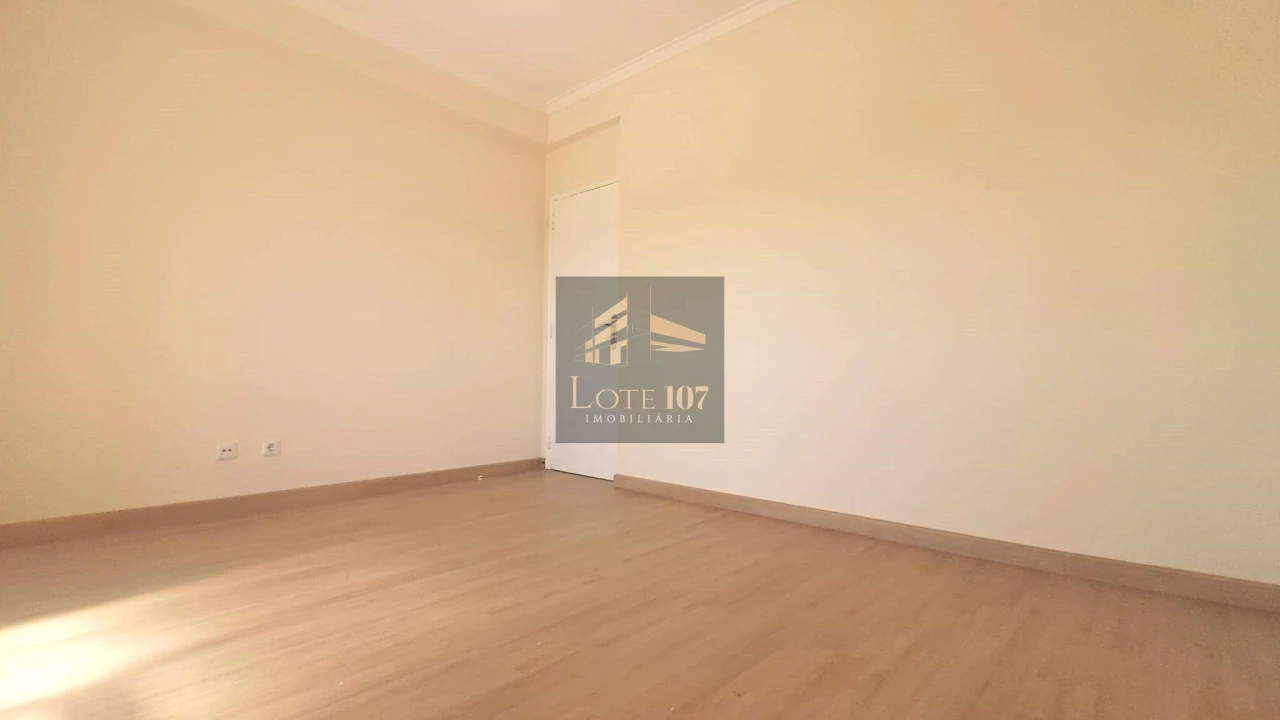 Apartamento T2 para Venda em Seixal Foto 15