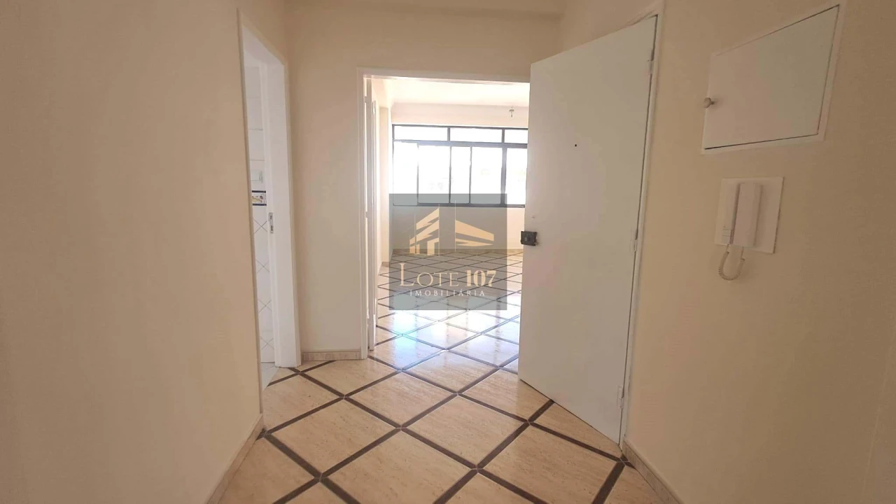 Apartamento T2 para Venda em Seixal Foto 9